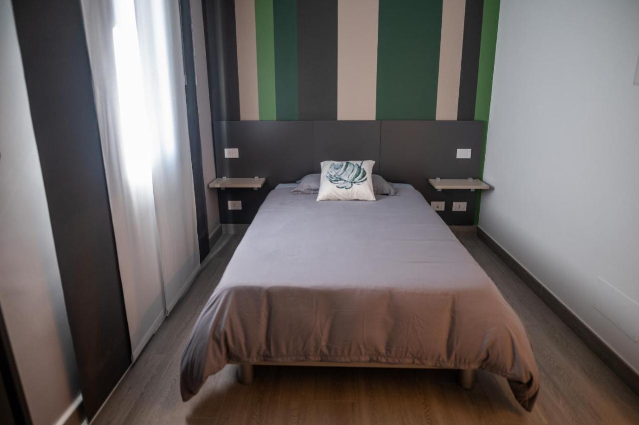 Grey House Guest House Luxury Latina Eksteriør billede